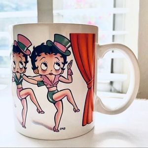Betty Boop The Boopettes mug set (2)